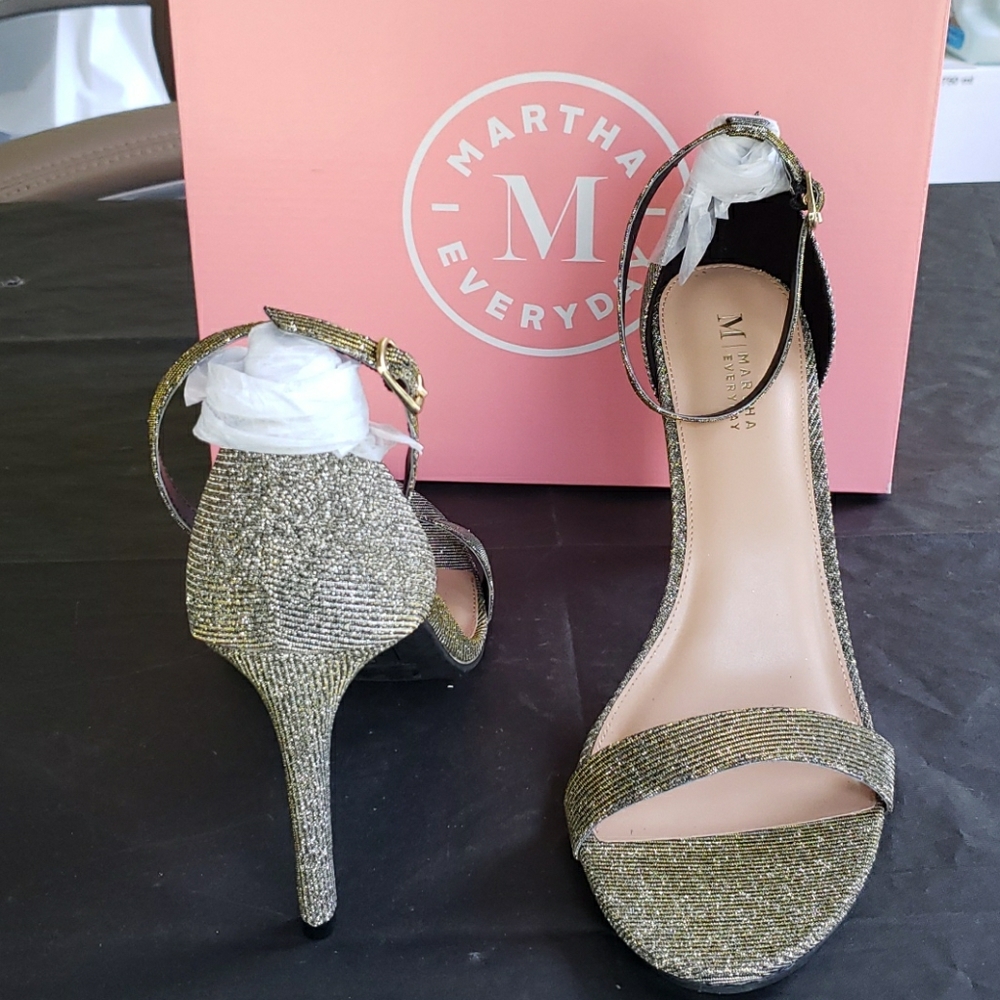 NIB, Martha Everyday,  Rhinestone sling back 13 w